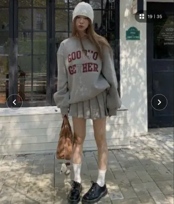 (속기모) 맨투맨+플리츠 스커트 셋업 S