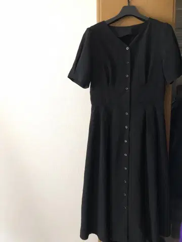 가격 인하 가능 새상품급 grove 블랙 셔츠 원피스