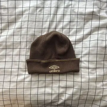 UMBRO 니트 모자 브라운
