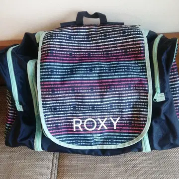 새상품급 ROXY 백팩 50L 대용량