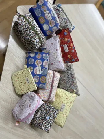 컬러풀 꽃무늬 파우치 세트