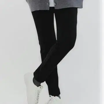 컨디션 최상 2024AW yori 담요 레깅스 팬츠 38 블랙