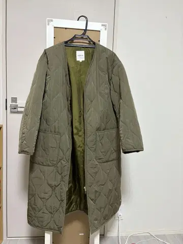 올리브색 퀼팅 자켓 사이즈 F