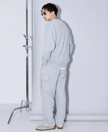 Firsthand 그레이 맨투맨 M