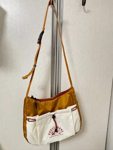 KODAC 숄더백 한국