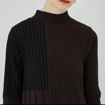 유나이티드 도쿄 랜덤 리브 원피스 브라운 x 블랙