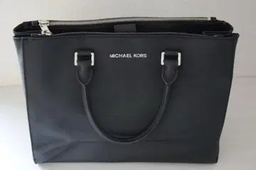 MICHAEL KORS 블랙 비즈니스 백