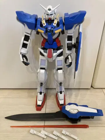 1/60 건담 엑시아 프라모델