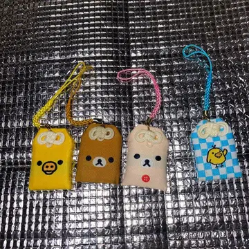 리락쿠마 부적풍 스트랩