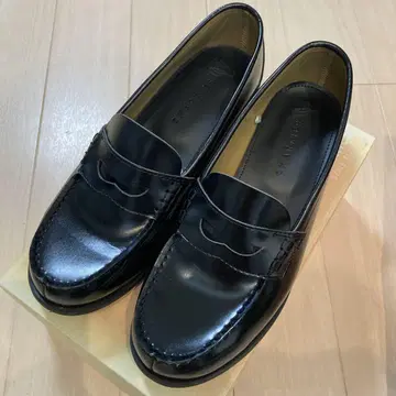 처키스 블랙 로퍼 25.5