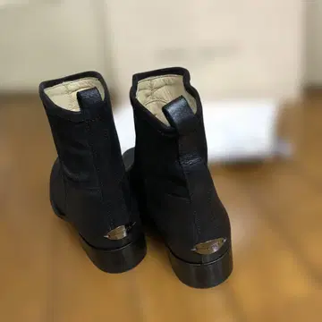 JIMMY CHOO 새상품 부츠