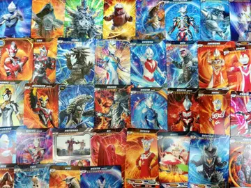 울트라맨 카드 42장 중국판 초 레어 3D 카드 묶음 판매