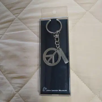 존 레논 뮤지엄 키링 피스 마크
