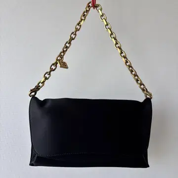 ESCADA 블랙 클러치백 골드 체인