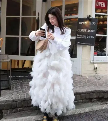 bibiy MARCELLINE OP 맨투맨 튤 원피스 미사용 새상품