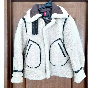 ALPHA INDUSTRIES x BEAMS 페이크 무스탕 보아 자켓 S