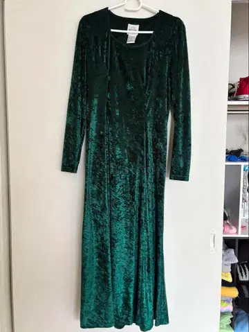 결혼식 참석 드레스 그린 벨로아