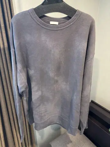 LIDNM SUNBURN FADED SWEATER