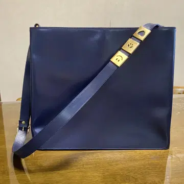 MOSCHINO 하트 스마일 숄더백
