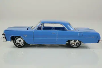 레이싱 챔피언 1964 쉐비 임팔라 1/64