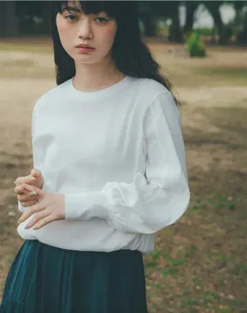 비와코튼 호보니치 x 토도로키 세츠코 퍼프 슬리브 T셔츠