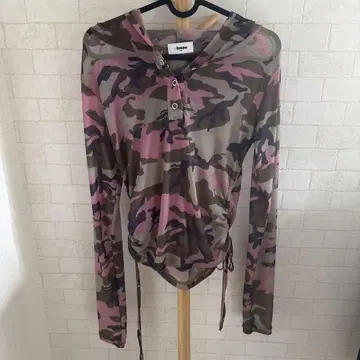 atmos pink 카모플라쥬 긴팔 상의