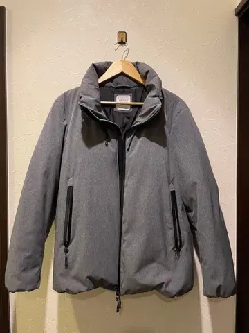 UNITED TOKYO 다운 그레이 M 사이즈