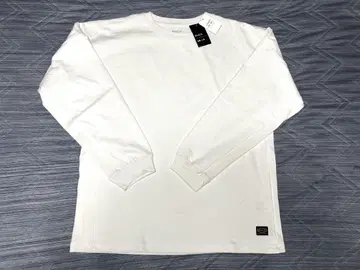 RVCA 화이트 긴팔 티셔츠 L 사이즈