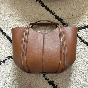 카멜 브라운 핸드백 스웨이드 내부 ZARA