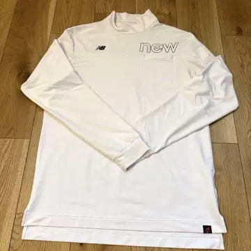 new balance 화이트 긴팔 셔츠 사이즈 6