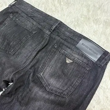 새상품급 2XL 상당 엠포리오 아르마니 블랙 데님 팬츠 이글 금장 장식