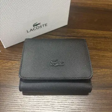 LACOSTE 블랙 3단 폴더형 지갑