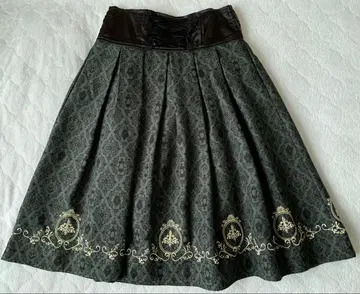 다크 그린 스커트 디즈니 빌런즈 엑시즈팜