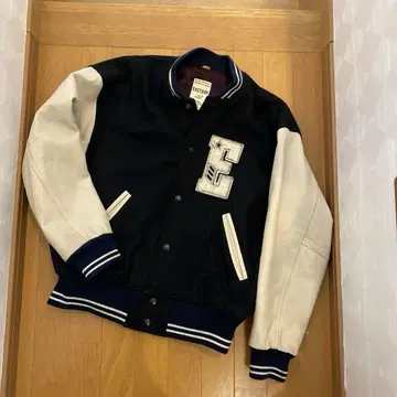 90년대 EASTBOY 바시티 자켓