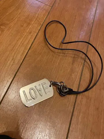 돌체앤가바나 목걸이 플레이트 큐빅