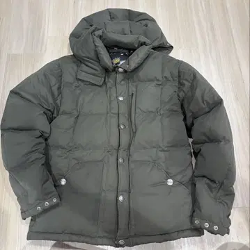 F.A.T 다운 자켓