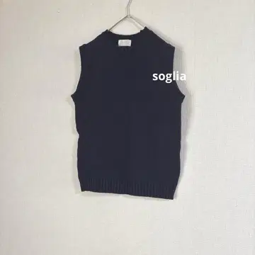 soglia 소리아 크루넥 니트 베스트 울100 네이비