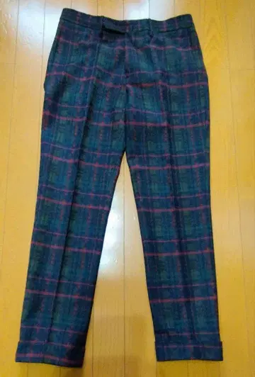 컨디션 최상 인코텍스 체크 무늬 울 혼방 슬랙스