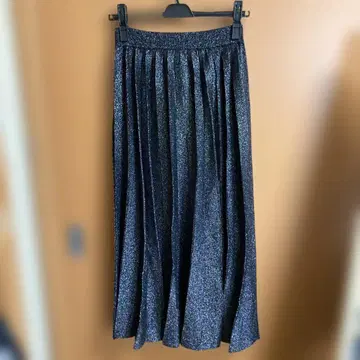 KANAKO SAKAI 글리터 리브 니트 스커트 블랙