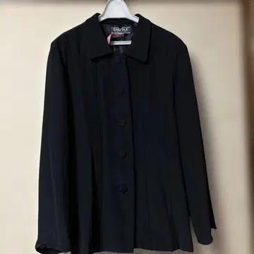 SAIO 실크 블랙 코트