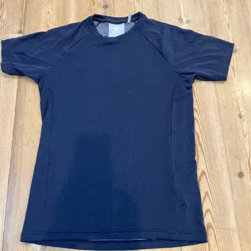 MAMMUT 네이비 반팔 셔츠 S/M