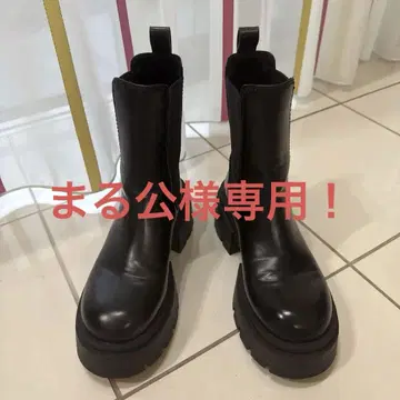 H&M 블랙 첼시 부츠 통굽
