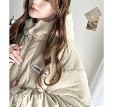 Java 콜라보 아우터 베이지