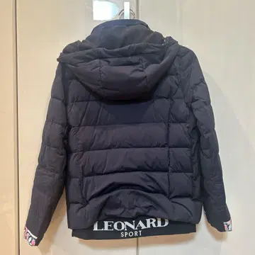 LEONARD SPORT 네이비 다운 자켓