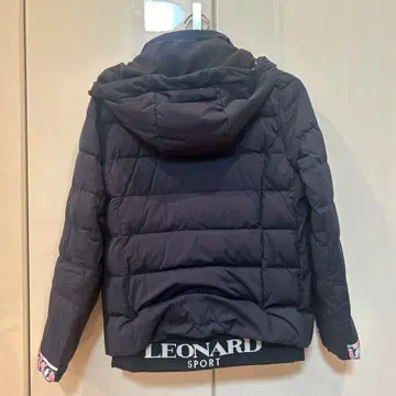 LEONARD SPORT 네이비 다운 자켓