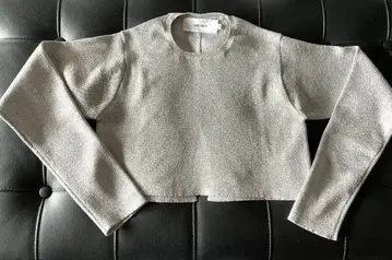 JANE SMITH 실버 라메 니트 긴팔 크롭