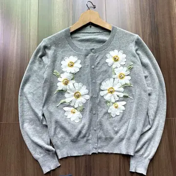 그레이 플라워 가디건 큐빅 & 펄