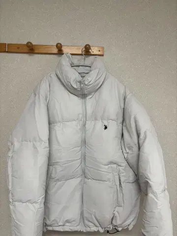 U.S. POLO ASSN. 화이트 다운 자켓 M
