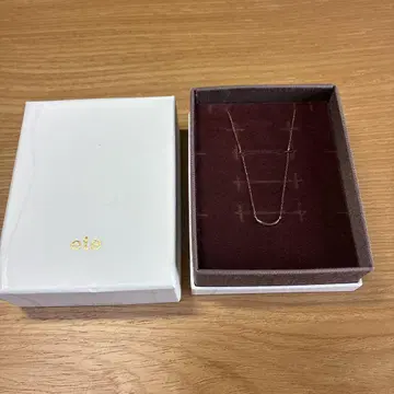ete 목걸이