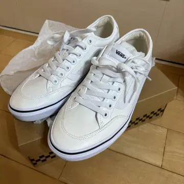 Vans 화이트 스니커즈